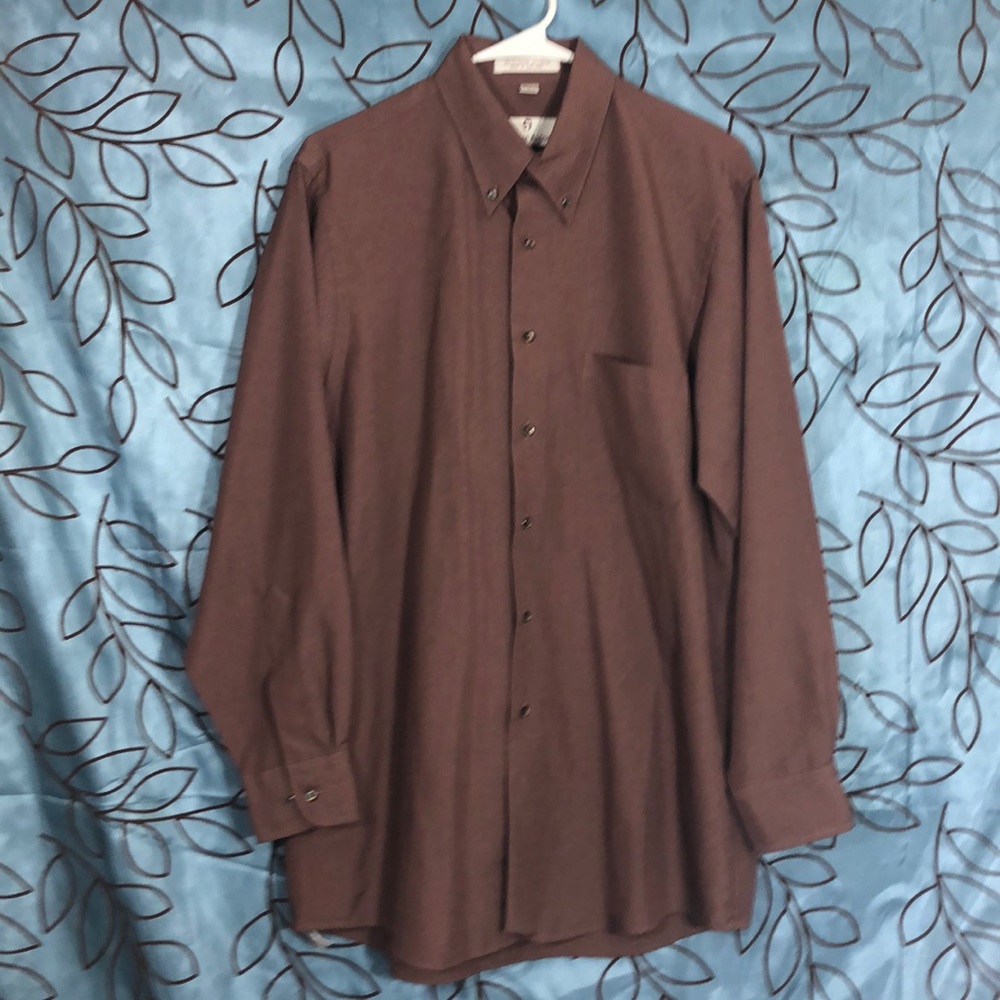 BOGO Etienne Aigner Button Down
